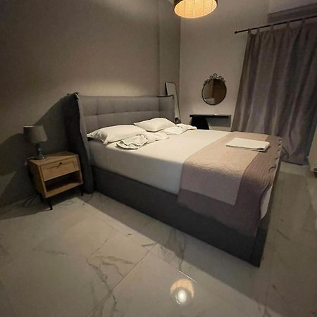 Anais Apartment Preveza Eksteriør bilde